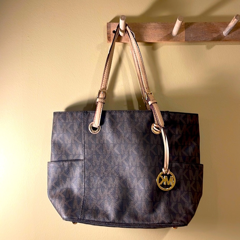 Michael Kors Leather Signature Handbag